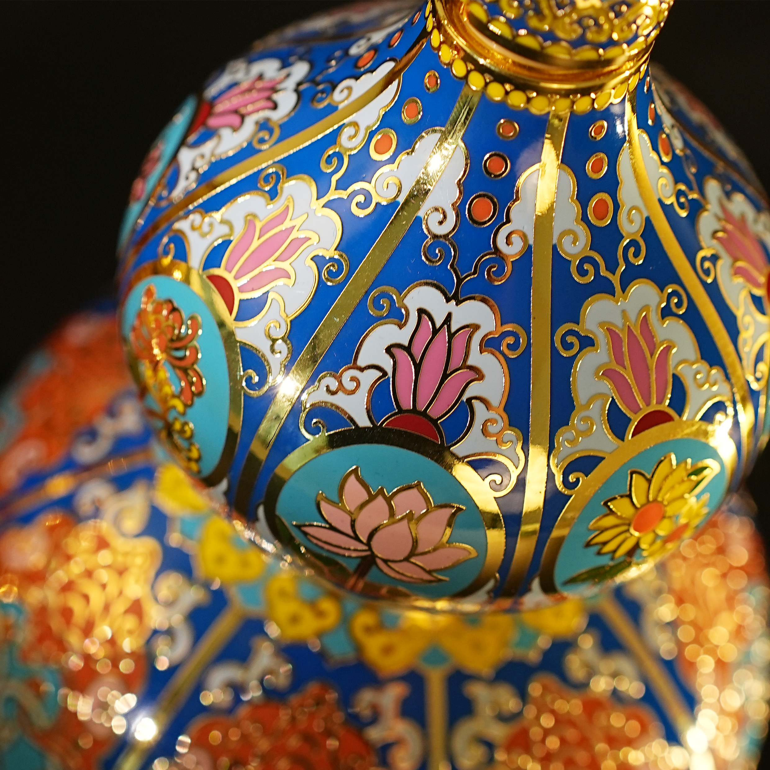 福禄吉祥 珐琅乾坤尊