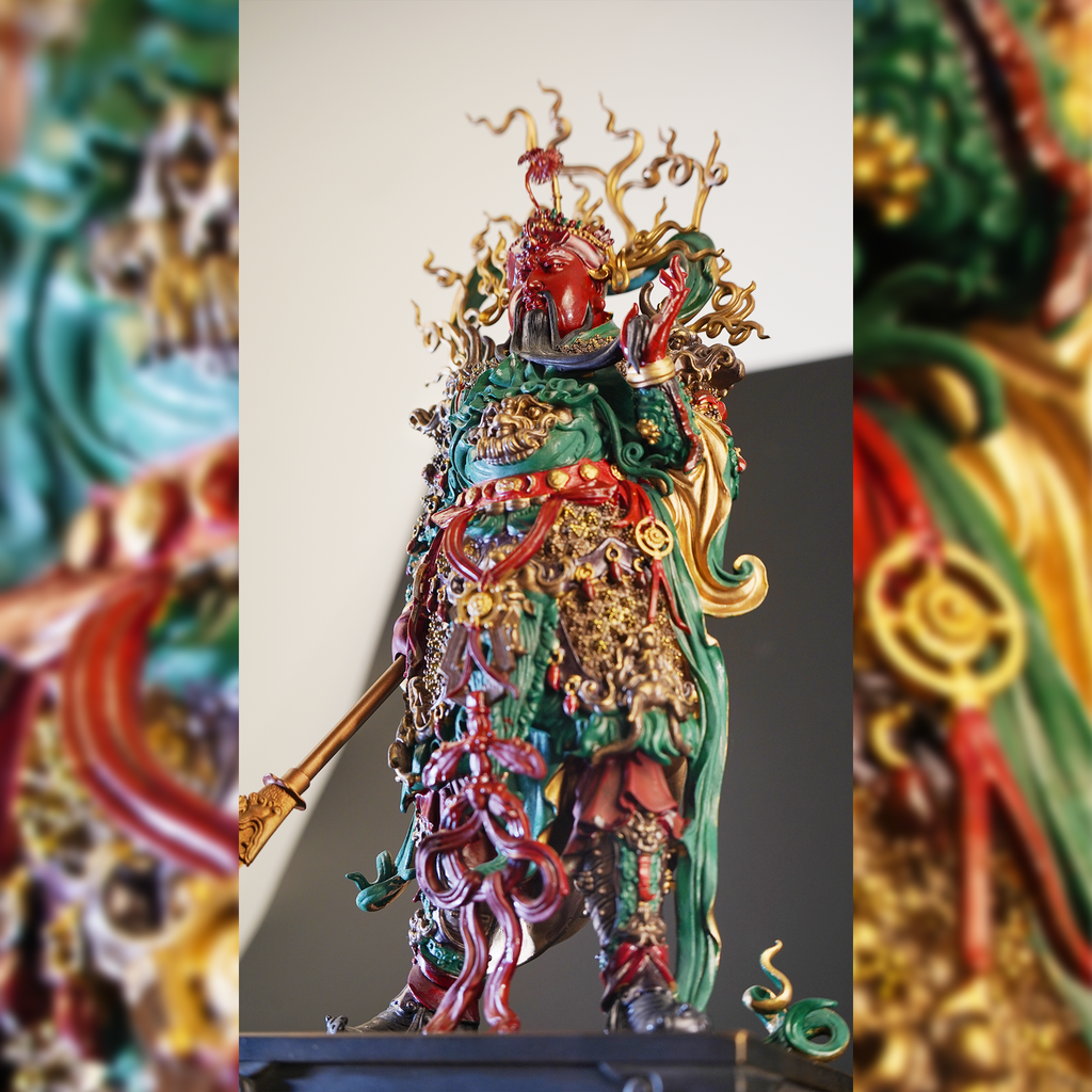 Intangible Cultural Heritage Cloisonné Pure Copper Guan Yu Statue | Wards off evil and attracts wealth, loyalty for all ages